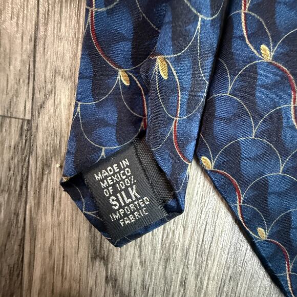 Graham & Lockwood Silk Tie London England Navy Gold Geometric Print - Picture 2 of 6